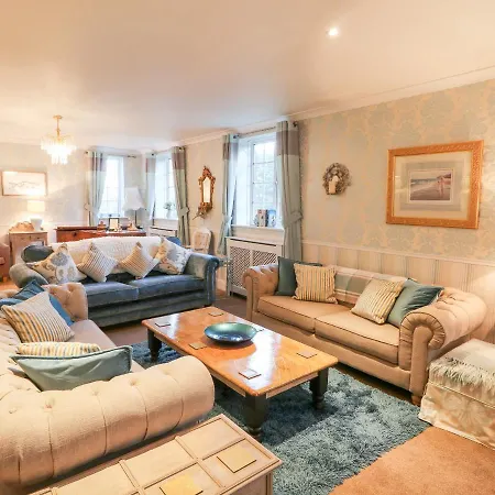 Yardley Manor *