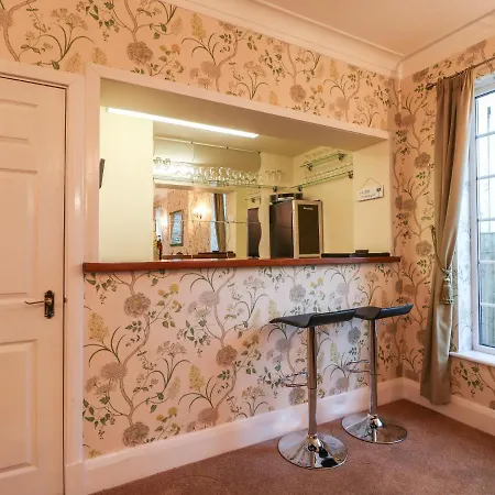 Yardley Manor Scarborough