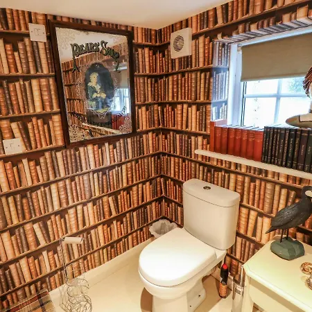 Yardley Manor Semesterbostad *