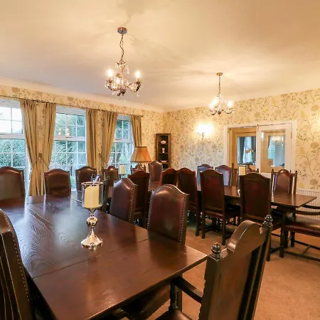Yardley Manor *
