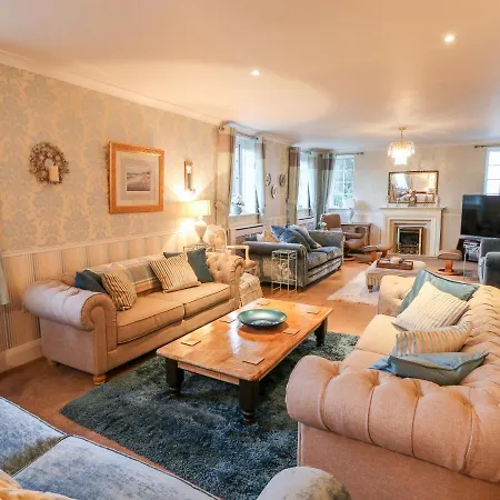 Yardley Manor Scarborough