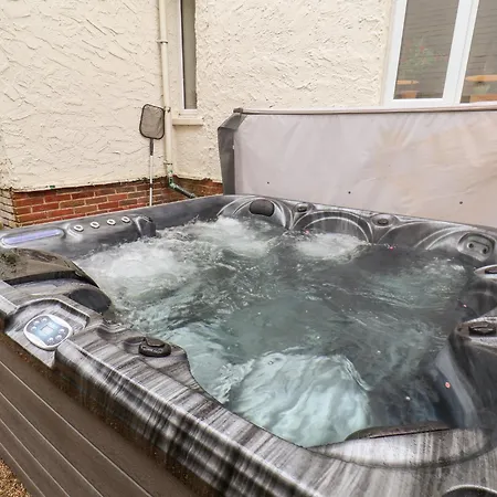 Yardley Manor Scarborough