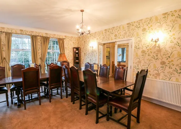 Yardley Manor Σκάρμπορο