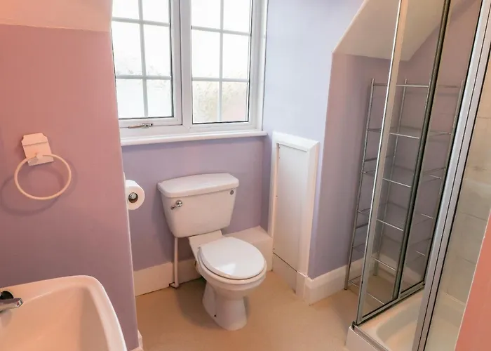 Holiday home Yardley Manor *