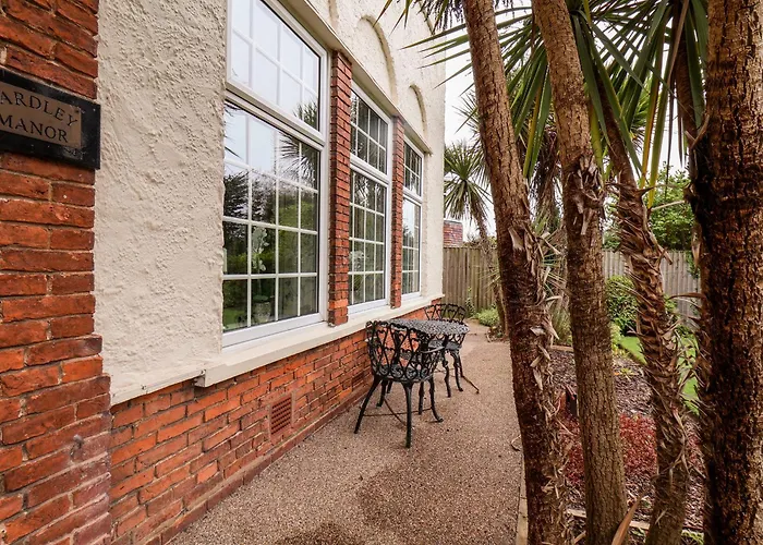 Yardley Manor Scarborough